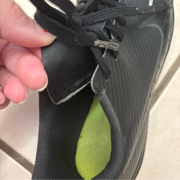 Nike Mercurial Vapor 15 Club Black Lace Up Soccer Shoes size 1.5Y - Picture 5 of 6